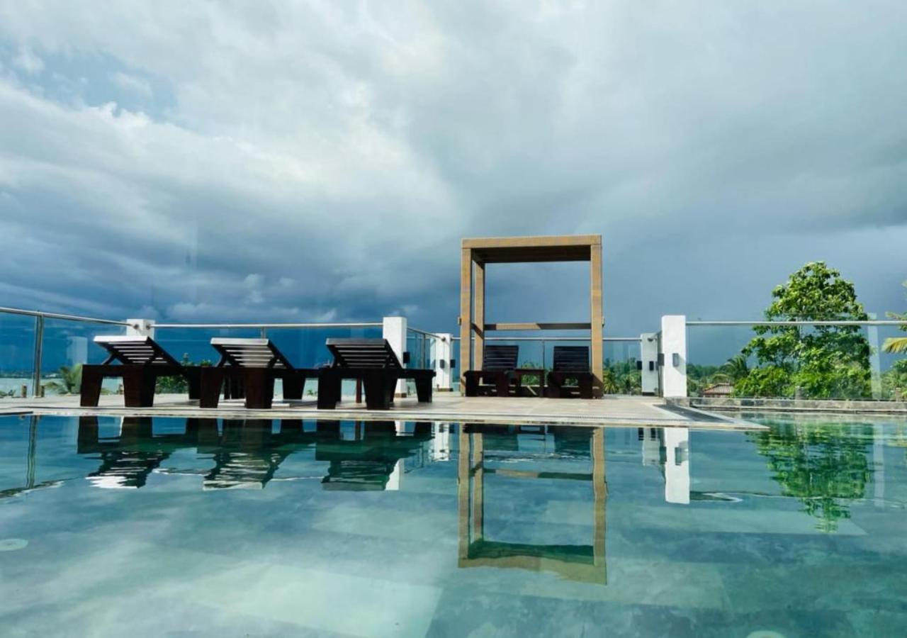 Emerald Bay Resort 米瑞莎 外观 照片